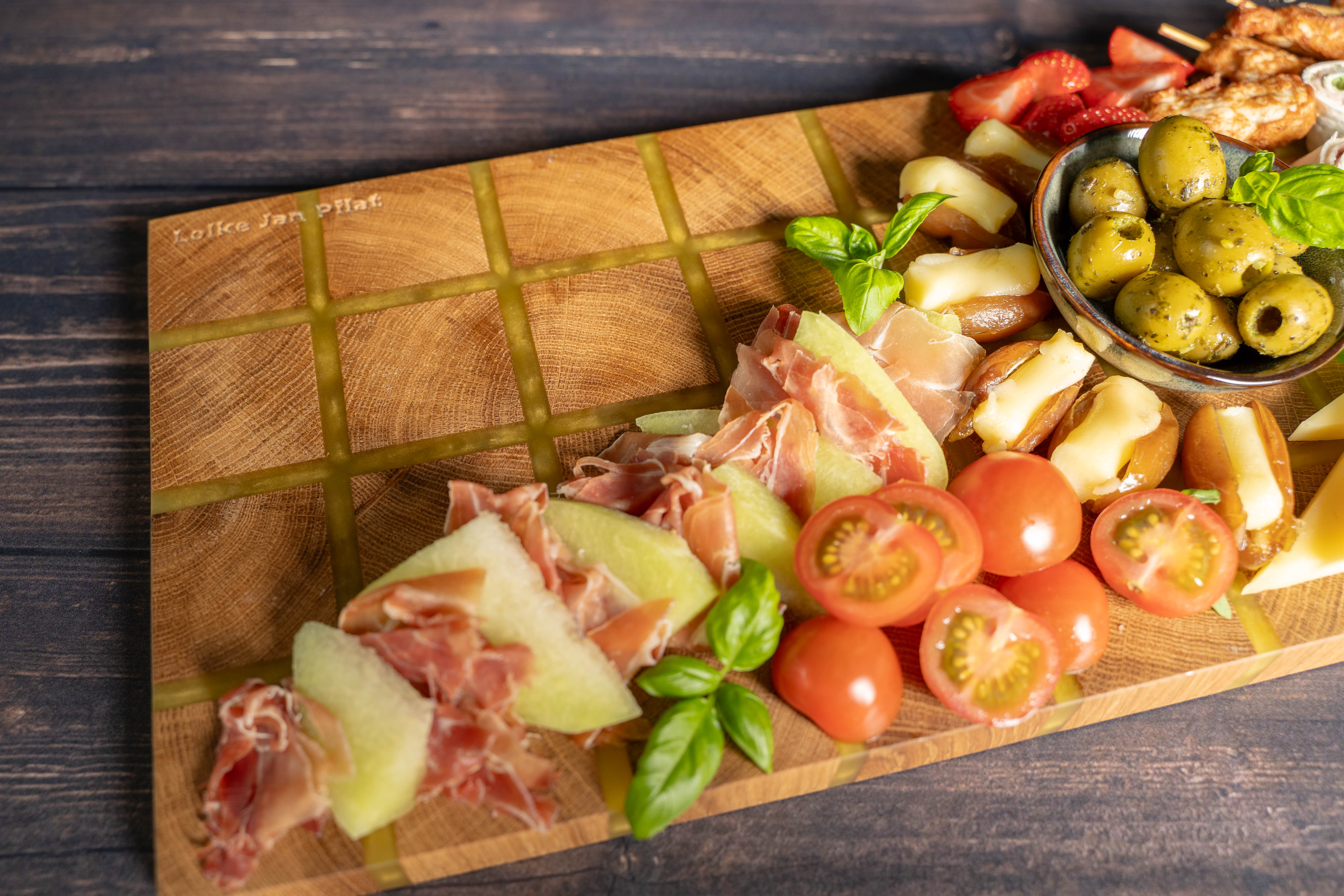 LOJAN Signature Serving Board — Limited Edition